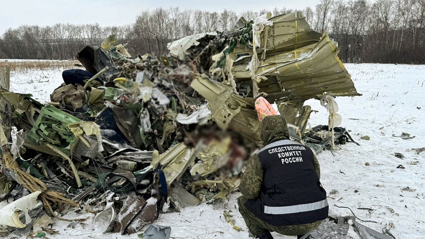 Rosja mówi, że Kijów zestrzelił samolot przewożący ukraińskich jeńców wojennych